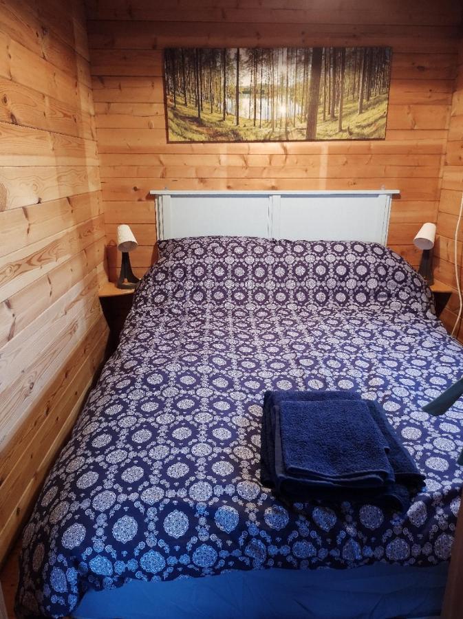 Self Catering Garden Lodge ラドロー エクステリア 写真